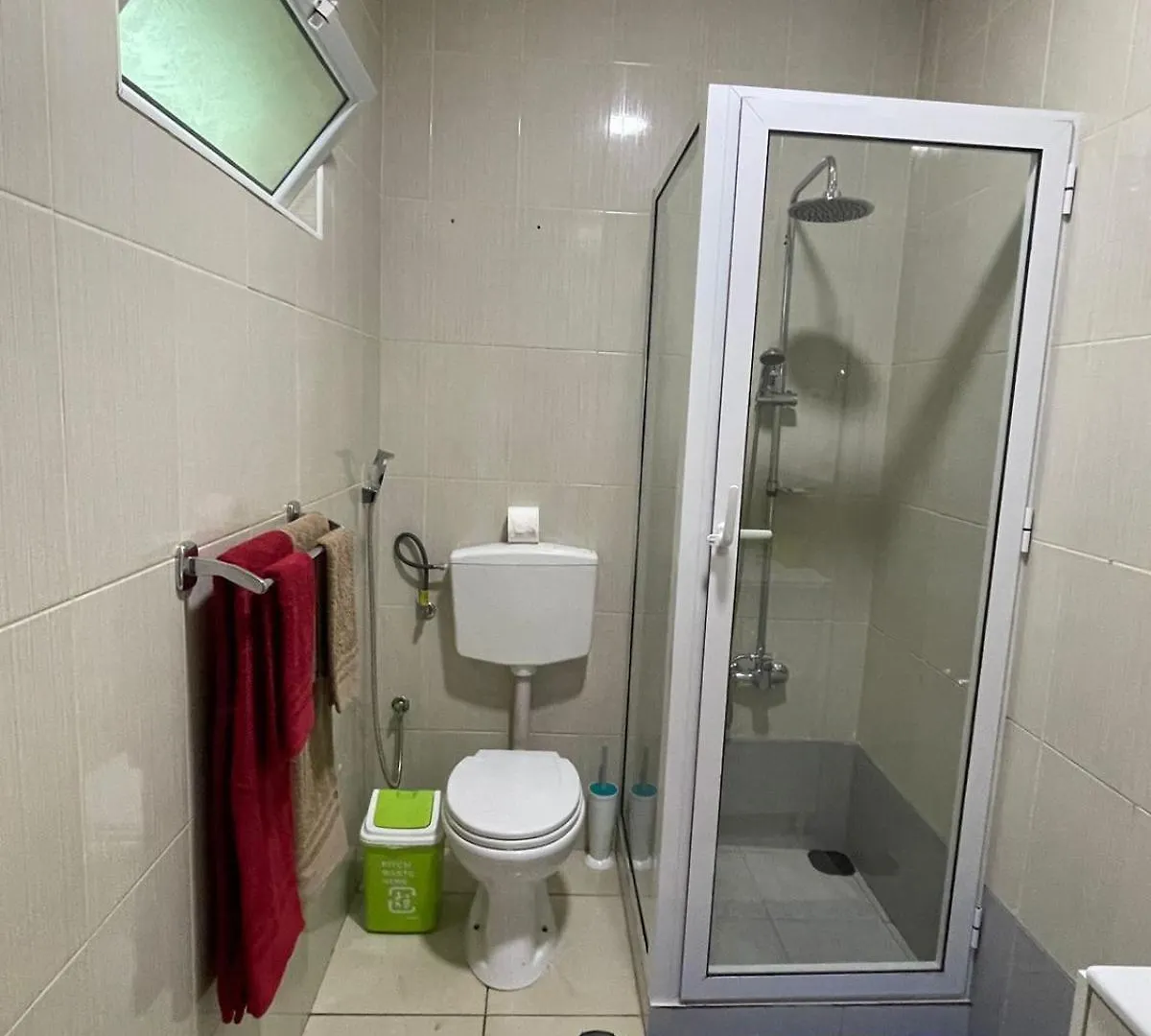 Apartment Katila-Rooms-Lima Espargos